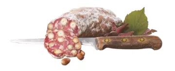 Saucisson aux noisettes